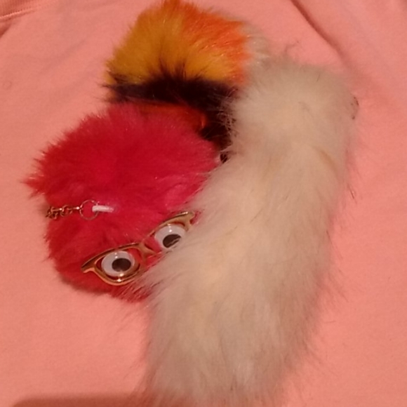 Three set of fluffy pum pums - Picture 2 of 3